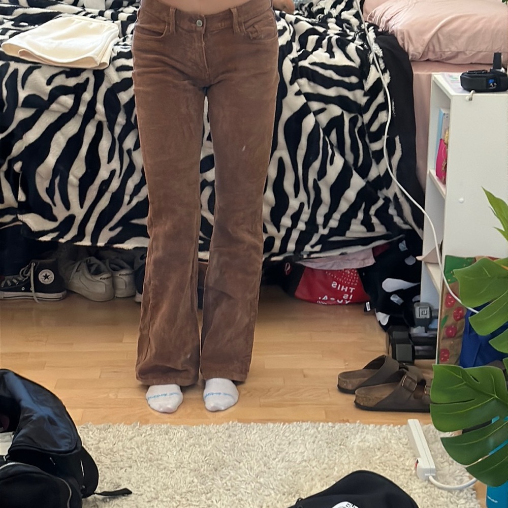 brandy melville brown corduroy pants!